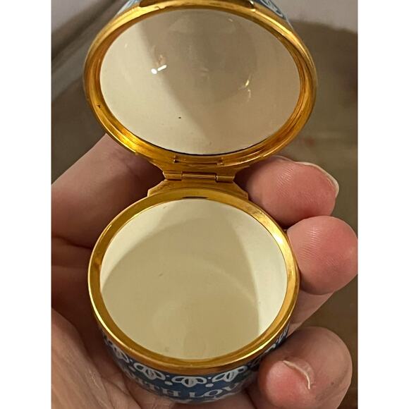 Bilston & Battersea Enamels Halcyon Days 2.25" Trinket Box Blue Egg With Love - Picture 3 of 3